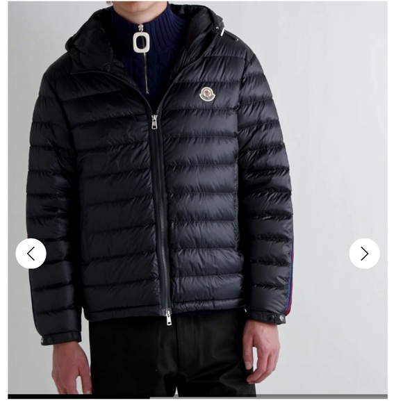 MONCLER
Quilted Shell Down Jacket. Size:4 XL - Picture 2 of 9